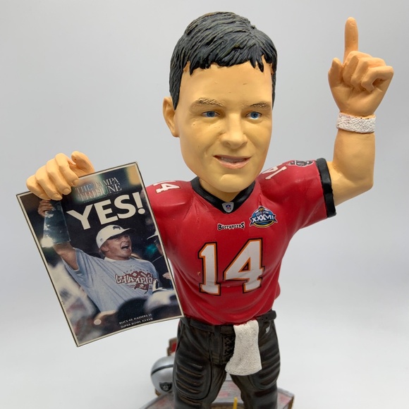 VTG Tampa Bay Buccaneers Super Bowl Champs Brad Johnson Collectible Bobblehead - Picture 4 of 17